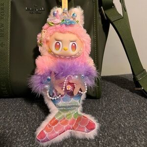 Cute Mermaid Outfit for Labubu
❗️Toy NOT Included❗️